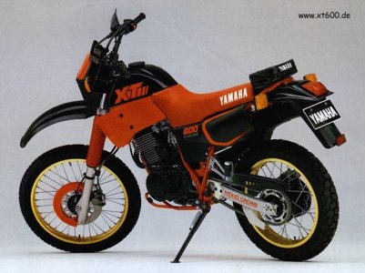 yamaha-xt600e-3tb-90.jpg